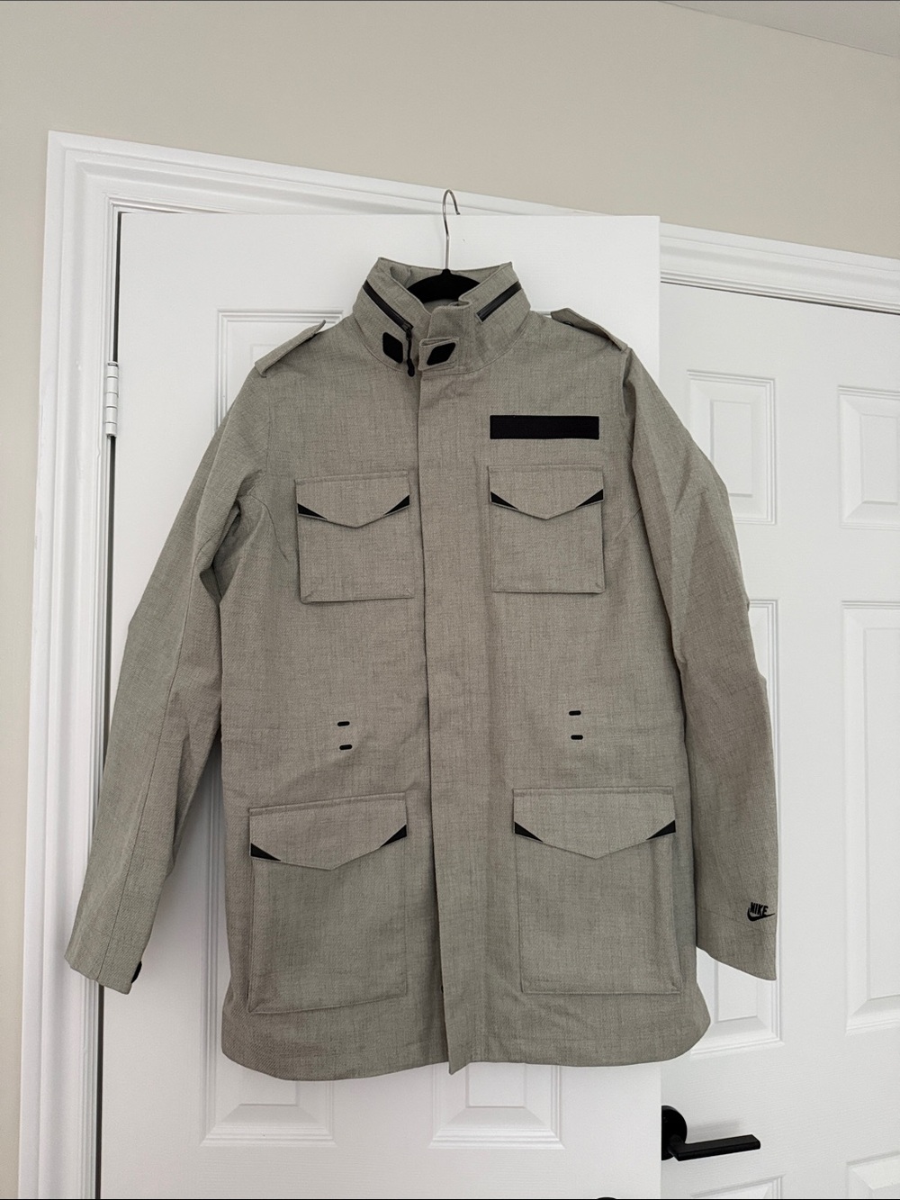 Nike Women's Light Gray Utility Field Jacket